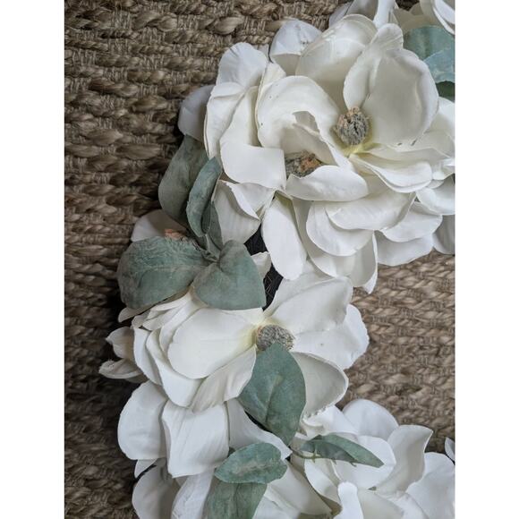 White Floral Spring Wreath Green Leaves Easter Holiday 26" Front Door Porch - Picture 6 of 9